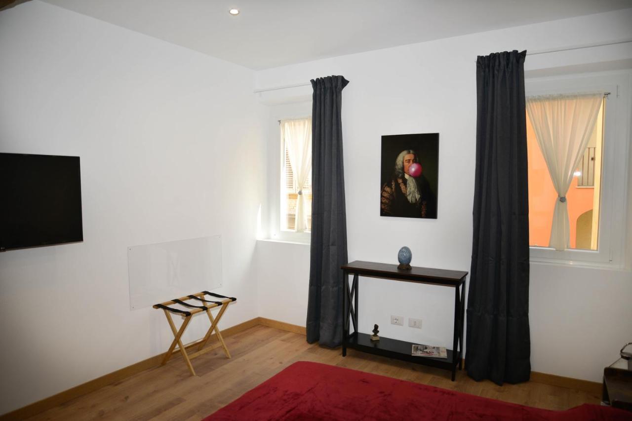 Fidia Palace Claudia'S Apartment Colosseo Rome Exterior photo